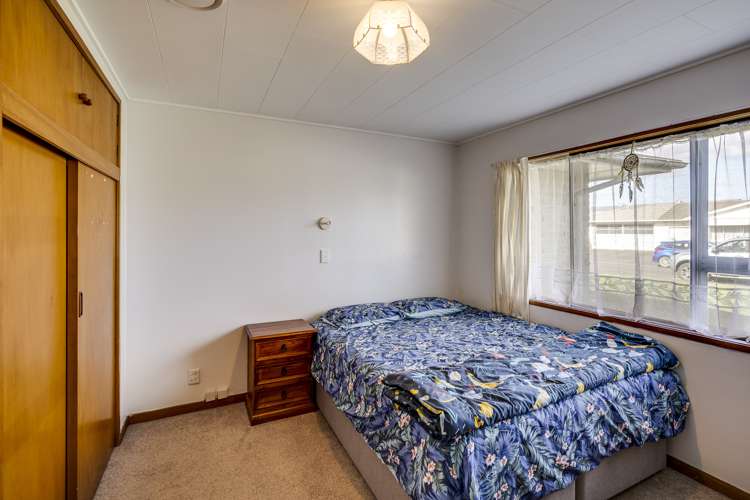 2/100 Renata Street Frimley_7