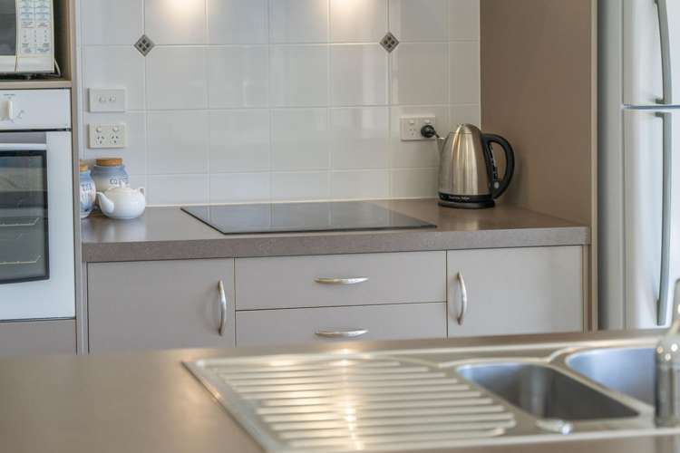 111 Victory Drive Wharewaka_5