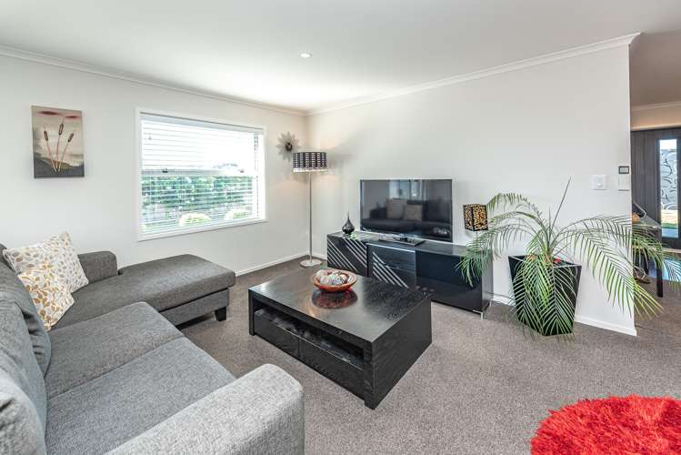 24 Simon Street Tawhero_5