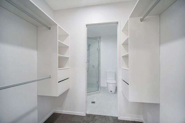 1/21 Caringbah Drive Papatoetoe_8