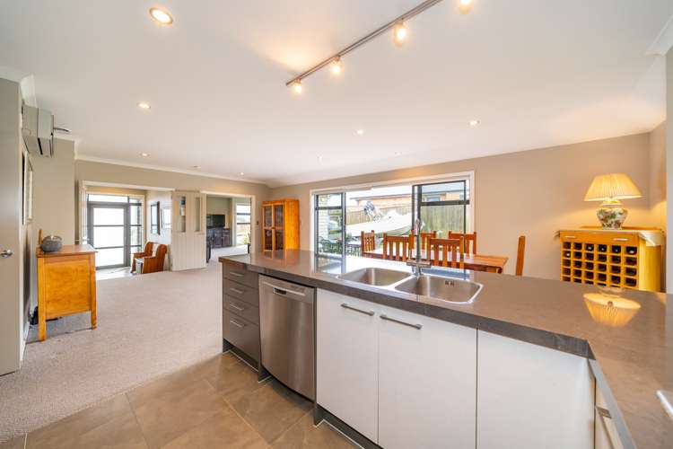 21 Nelson Avenue Aotea_6