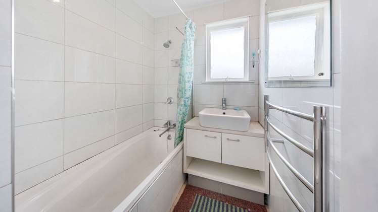 36 Kairanga Street Mangere East_7