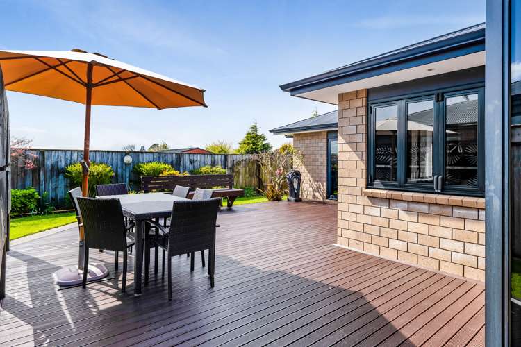 38 Montague Grove Stratford_22