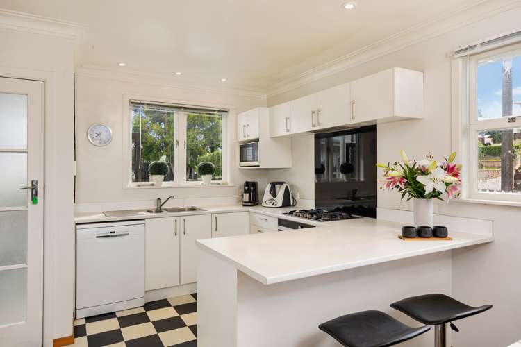 78 Methuen Road New Windsor_10