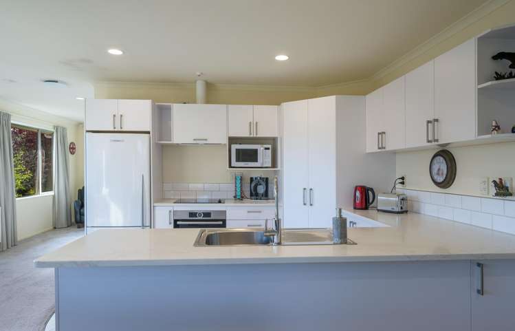 8 Aspen Place Stoke_5