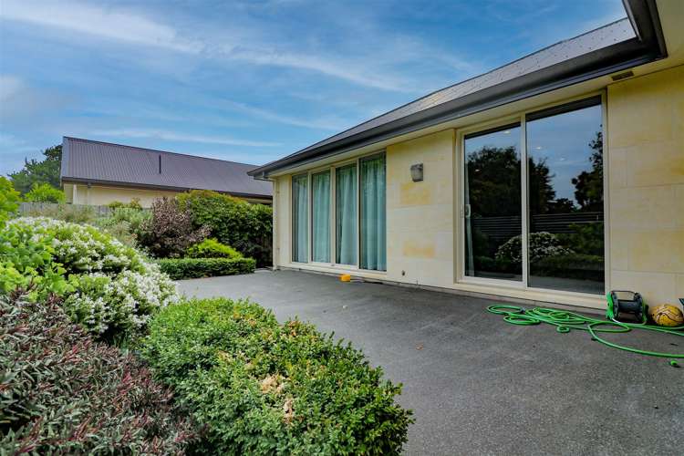 2/33 Maltby Avenue West End_11