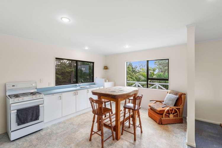 690 Wharehine Road Wharehine_9