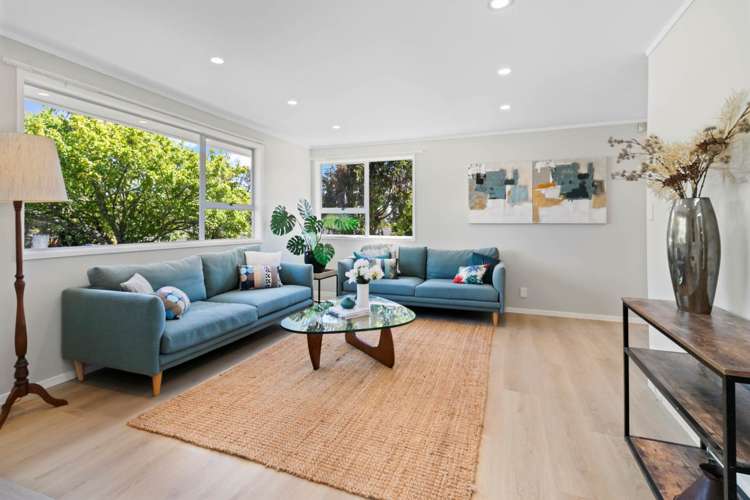 16 Onedin Place Titirangi_9