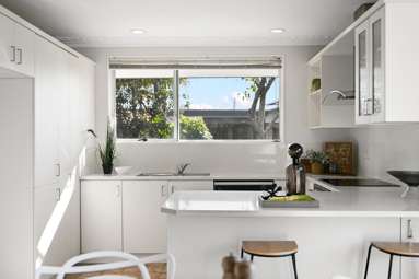 34 Chequers Avenue_1