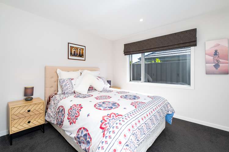 8 Mckay Close Frimley_9