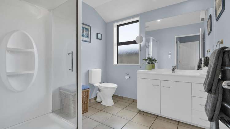 5 Rooney Place Aidanfield_8