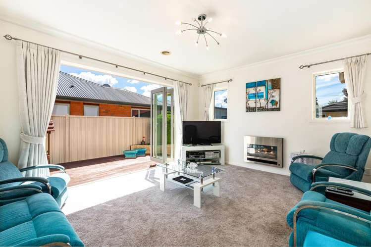 2 Parkwood Grove Trentham_8