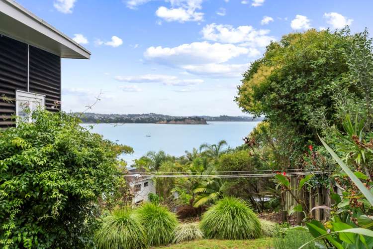 1104 Whangaparaoa Road Tindalls Beach_18