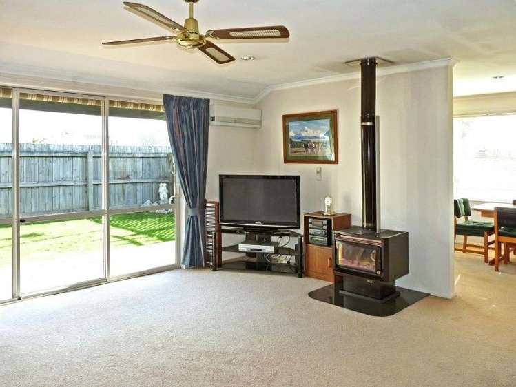 3 Otia Drive Richmond_5