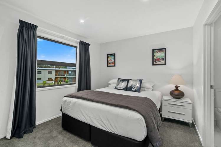 16 Monaco Drive Cromwell_11