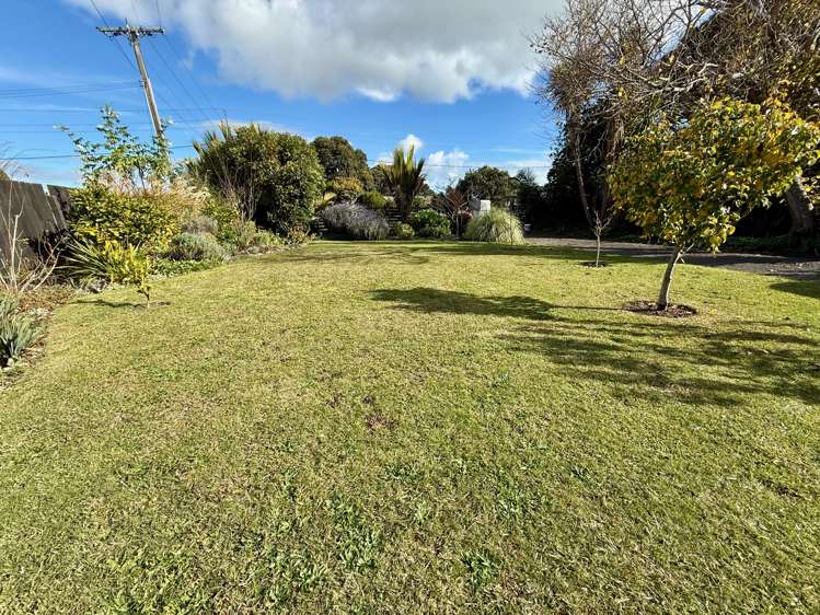 19 Lorenzen Bay Road Raglan_51