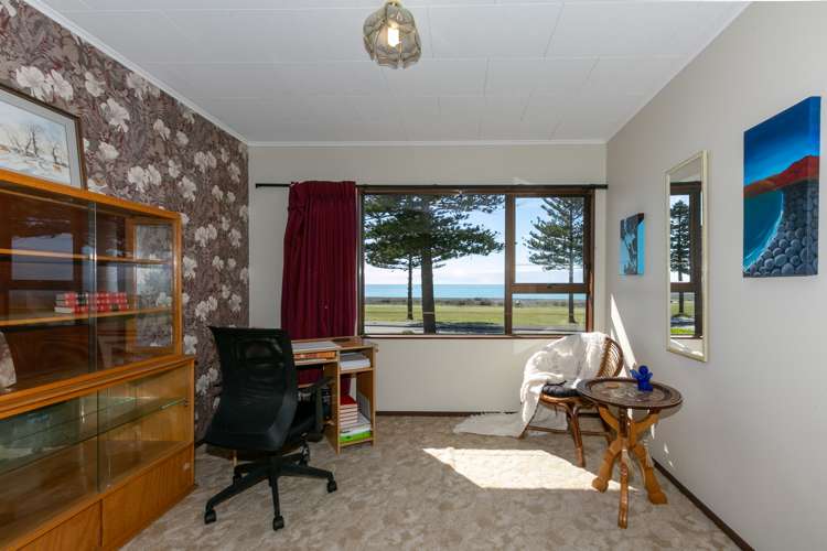 621 Marine Parade Napier South_10