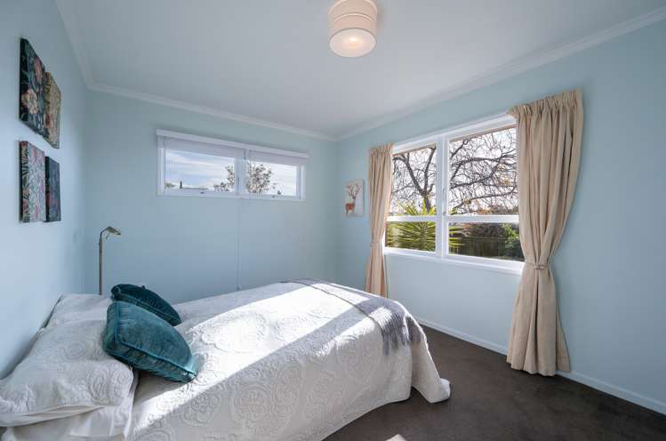 29 Churchill Avenue Richmond_12