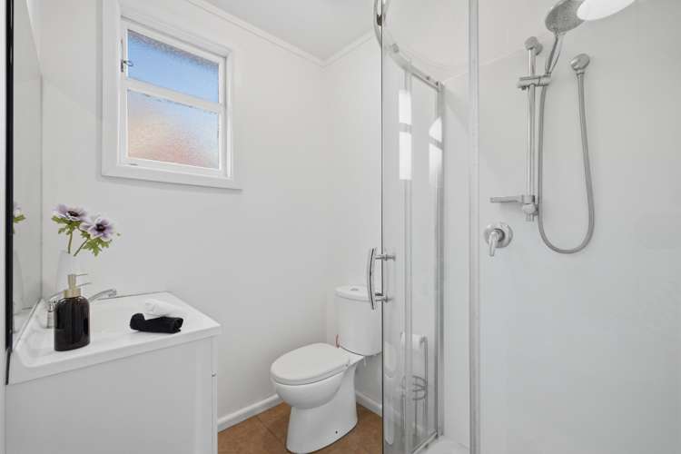 24 Ashbourne Street Burnside_16