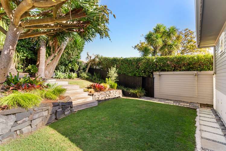 2 Webb Place Forrest Hill_8