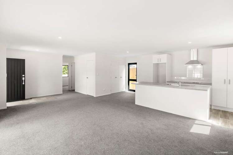 8A Kintara Drive Massey_6