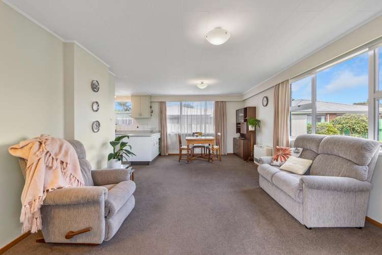 2/42 Sanders Avenue Westown_7