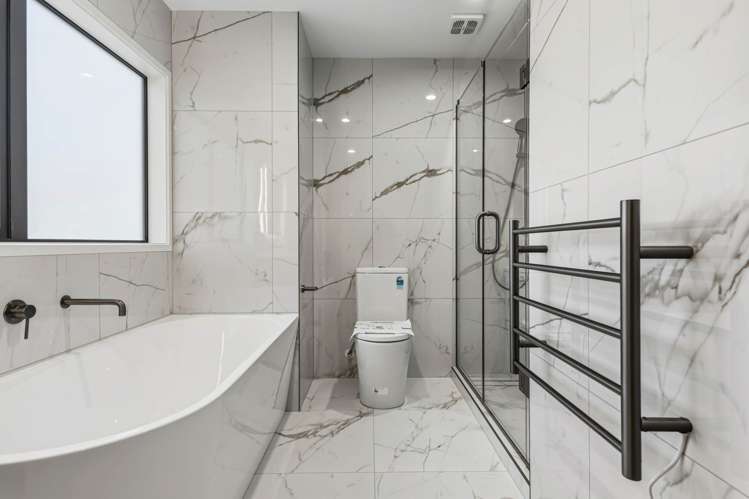 3/10 Graham Road Conifer Grove_14