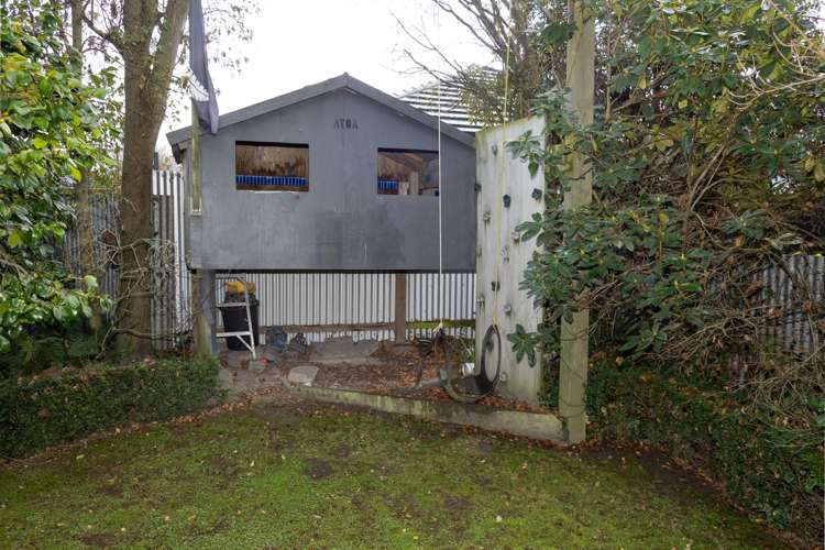 7 Reid Crescent Allenton_21