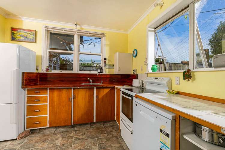 39 Woodlands Crescent Browns Bay_12