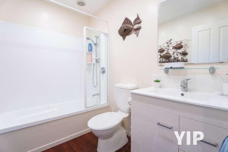 67 Kentwood Drive Woodridge_16