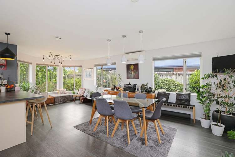 55 Pages Road Allenton_1