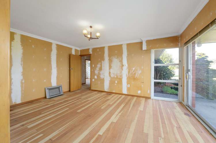 26 Garden Heights Avenue Glenview_5