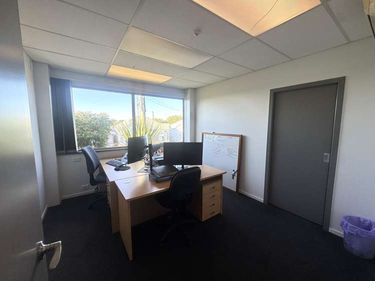 1/186 Macandrew Road South Dunedin_3