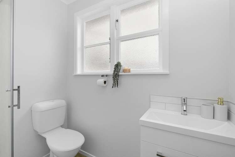 86 Kowhai Street Naenae_12