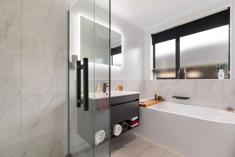 52 Kaiwaka Road Waiuku_11