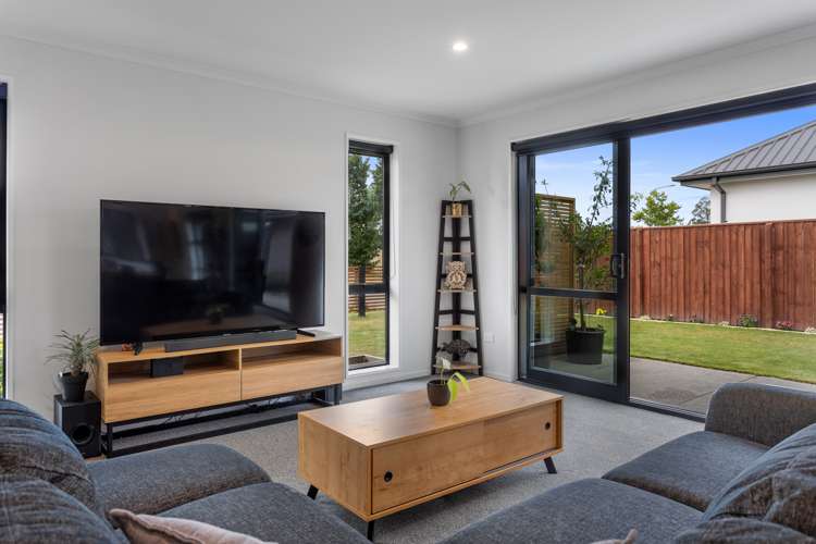 14 Tara Crescent Woodend_6