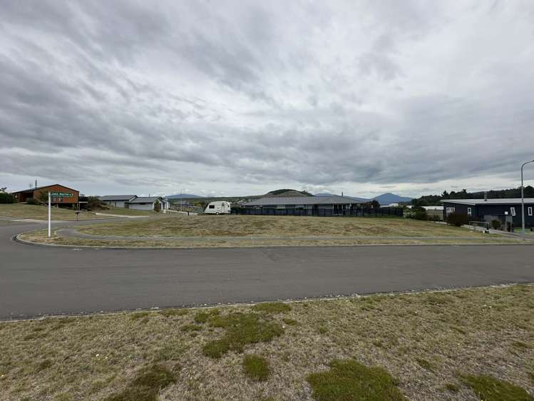 156 Parekawa Drive Motuoapa_1