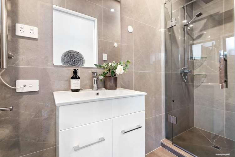 7/3238 Great North Road New Lynn_13