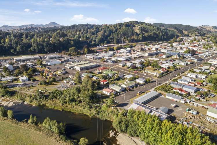 2 Huia Street Taumarunui_9