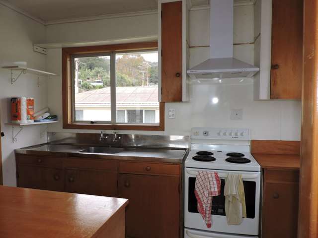 6 Trotters Avenue Waiomu_3