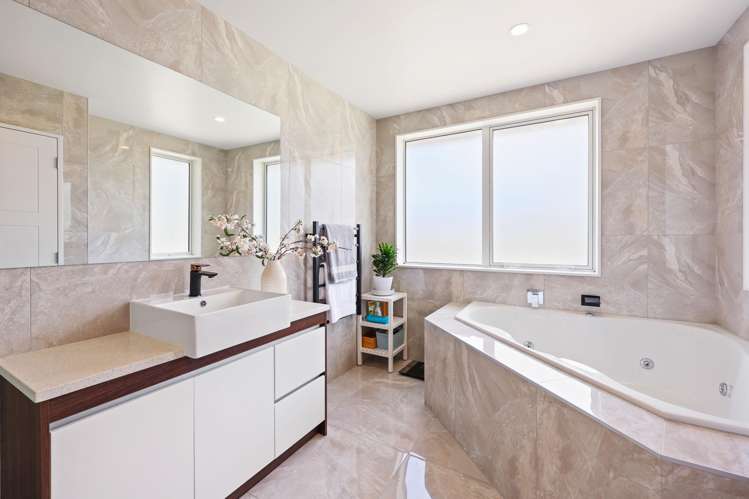 19 Horsefields Drive Flat Bush_19