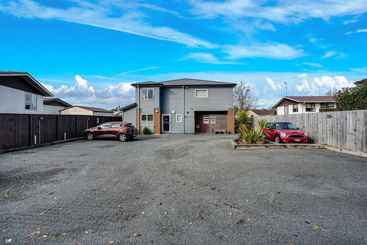 Unit1 3/13 Crescent Court Melville_11