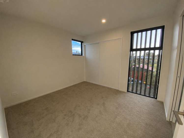 1/10 Hammond Place 10222_3