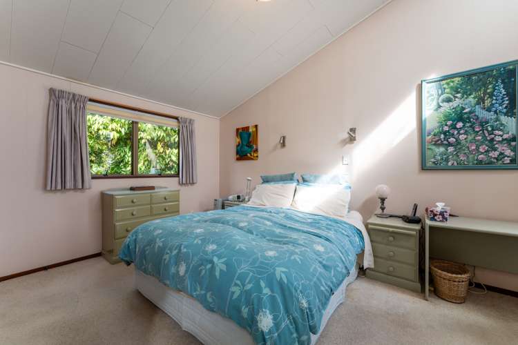 2/23a Howard Street Macandrew Bay Dunedin City Houses for Sale