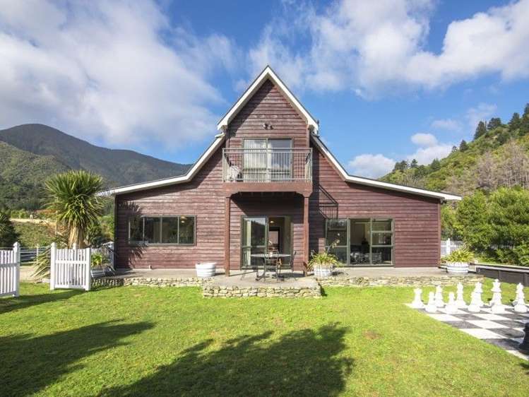 112 Boons Valley Road Waikawa_20
