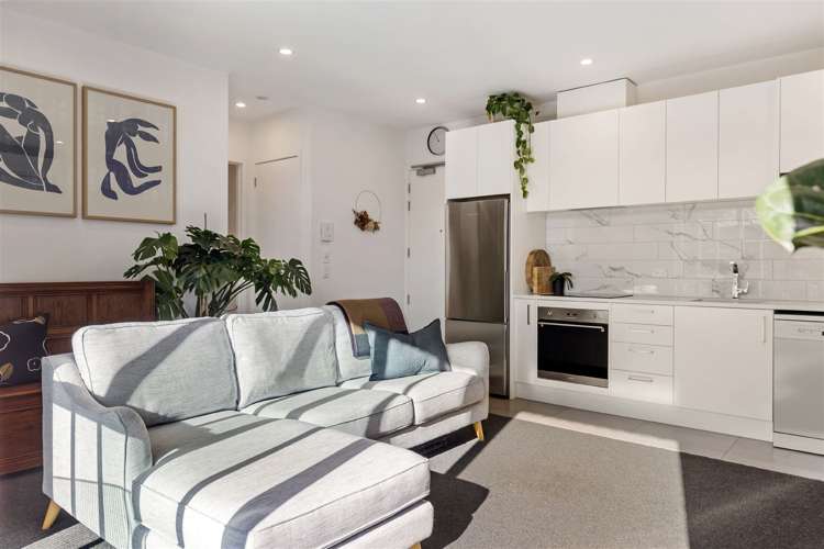 G06/1b Soljak Place Mount Albert_7