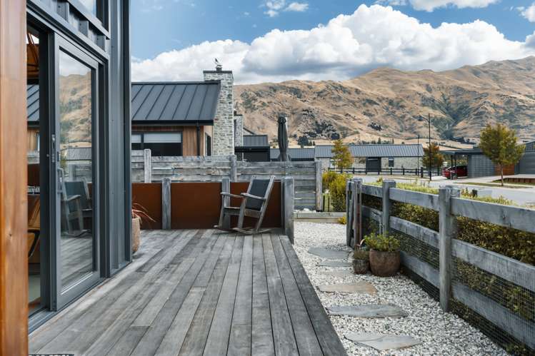 8 Campbell Road Wanaka_16