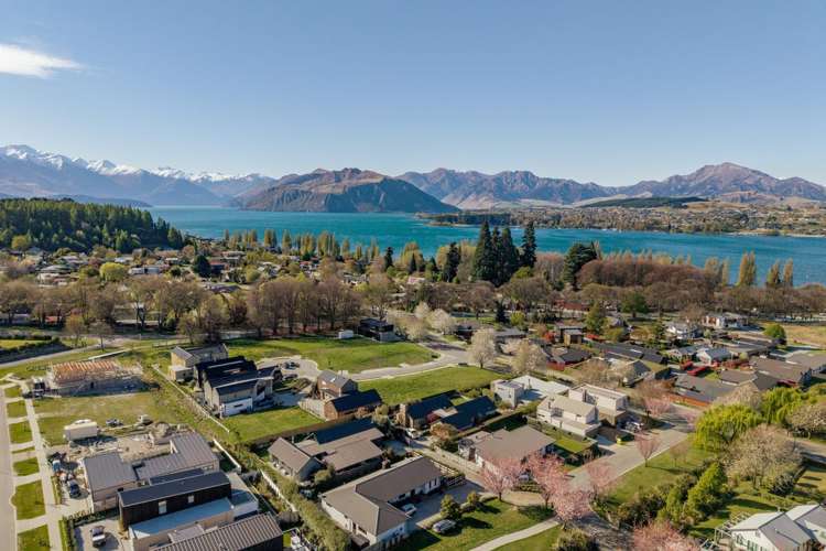 5 Theodore Court Wanaka_11
