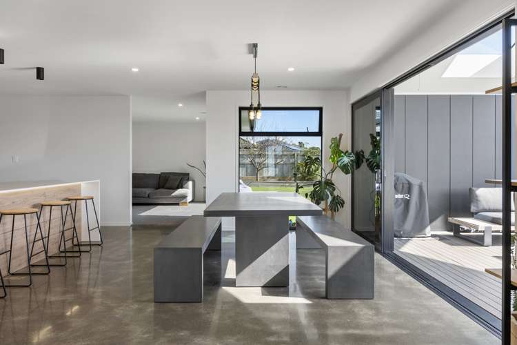 19 Honeyfield Drive Whalers Gate_7