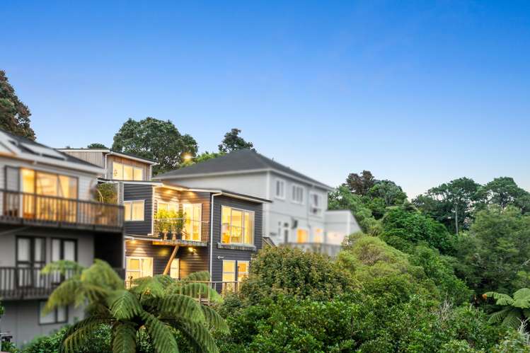 7 Birdwood Street Karori_5